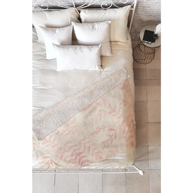 Fleece blankets for a cozy and plush textureFleece blankets for a cozy and plush textureWonder Forest Lovely Laurel Pink Fleece Throw