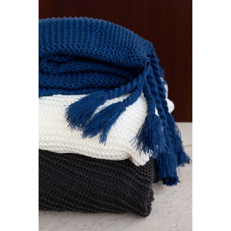 Microfiber blankets that are durable and easy to care forMicrofiber blankets that are durable and easy to care forEuropa Sweater-knit Throw
