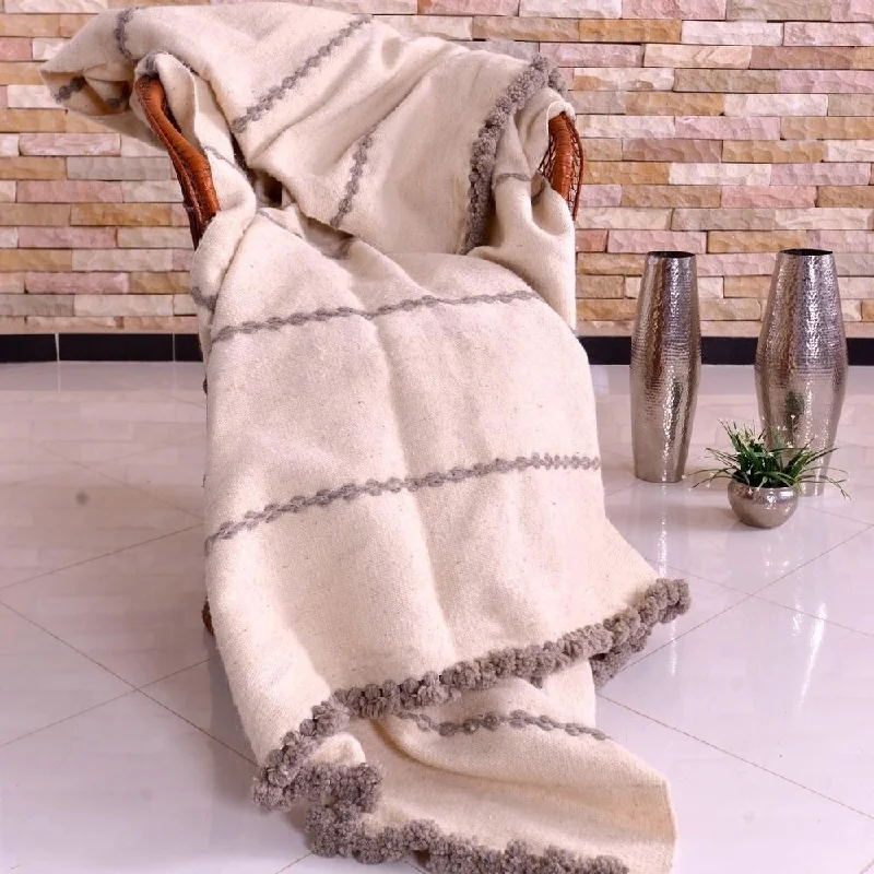 Cashmere blankets for ultimate softness and luxuryCashmere blankets for ultimate softness and luxuryHand-woven Wool Pom Pom Blankets Off-White With Greige Stripes Cashmere blankets for ultimate softness and luxuryCashmere blankets for ultimate softness and luxuryHand-woven Wool Pom Pom Blankets Off-White With Greige Stripes