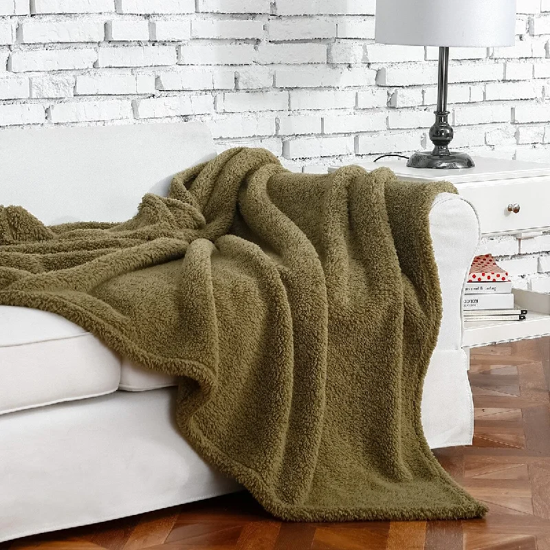 Alpaca wool blankets for a hypoallergenic and warm optionAlpaca wool blankets for a hypoallergenic and warm optionOlive Oversided Sherpa Throw Blanket, 60 in. x 72 in. (2 Pack Set of 2)