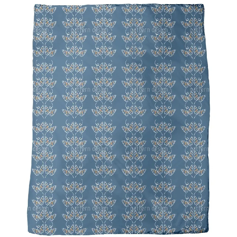 King - size blankets to cover large beds comfortablyKing - size blankets to cover large beds comfortablyAttracting Butterflies in Blue Fleece Blanket