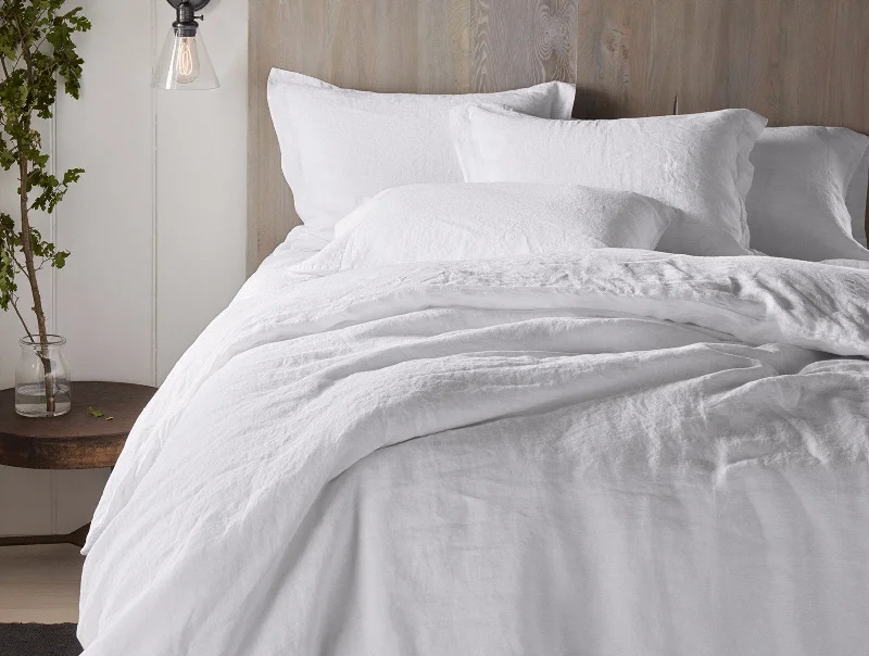 Down Alternative Pillows for Ethical ChoicesOrganic Relaxed Linen Swatch