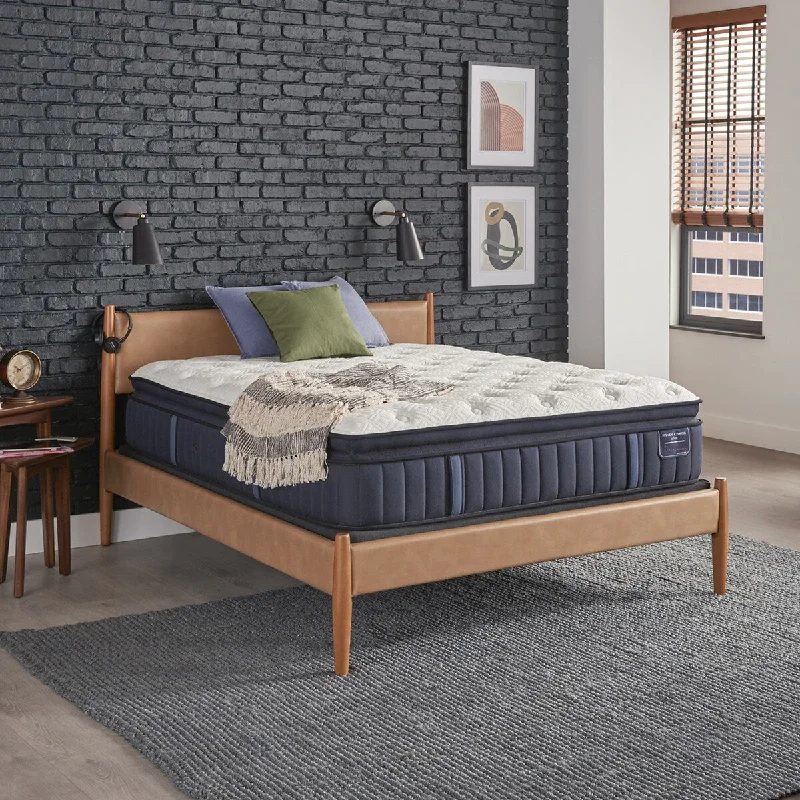 Latex mattresses with natural bounce and breathabilityStearns & Foster Estate 15-inch Plush Euro Pillowtop Mattress Set Latex mattresses with natural bounce and breathabilityStearns & Foster Estate 15-inch Plush Euro Pillowtop Mattress Set