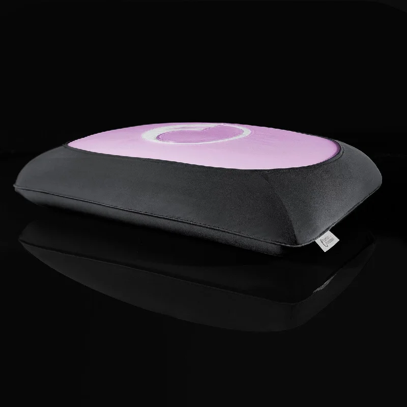 Velvet Pillows for a Touch of EleganceHydraluxe+™ Gel Cooling Memory Foam Pillow with Antimicrobial Cover - Pink