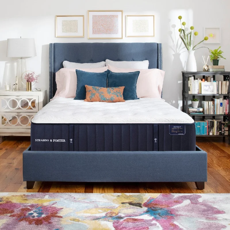 King - size mattresses for spacious master bedroomsStearns & Foster Lux Estate 13.5-inch Ultra Firm Innerspring Mattress Set King - size mattresses for spacious master bedroomsStearns & Foster Lux Estate 13.5-inch Ultra Firm Innerspring Mattress Set