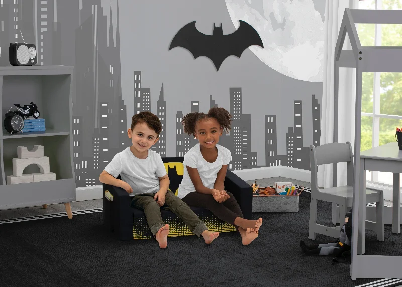 Queen - size mattresses for couples and standard bedroomsBatman Cozee Flip-Out Sofa - 2-in-1 Convertible Sofa to Lounger for Kids Queen - size mattresses for couples and standard bedroomsBatman Cozee Flip-Out Sofa - 2-in-1 Convertible Sofa to Lounger for Kids